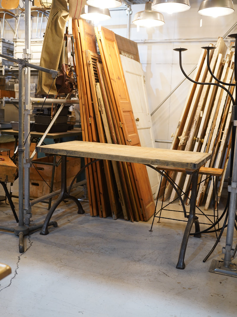 アイアンレッグ ワークテーブル <br> 大和店 - ヴィンテージ SHARK ATTACK