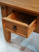 ウッドサイドテーブル <br> 大和店 - ヴィンテージ SHARK ATTACK