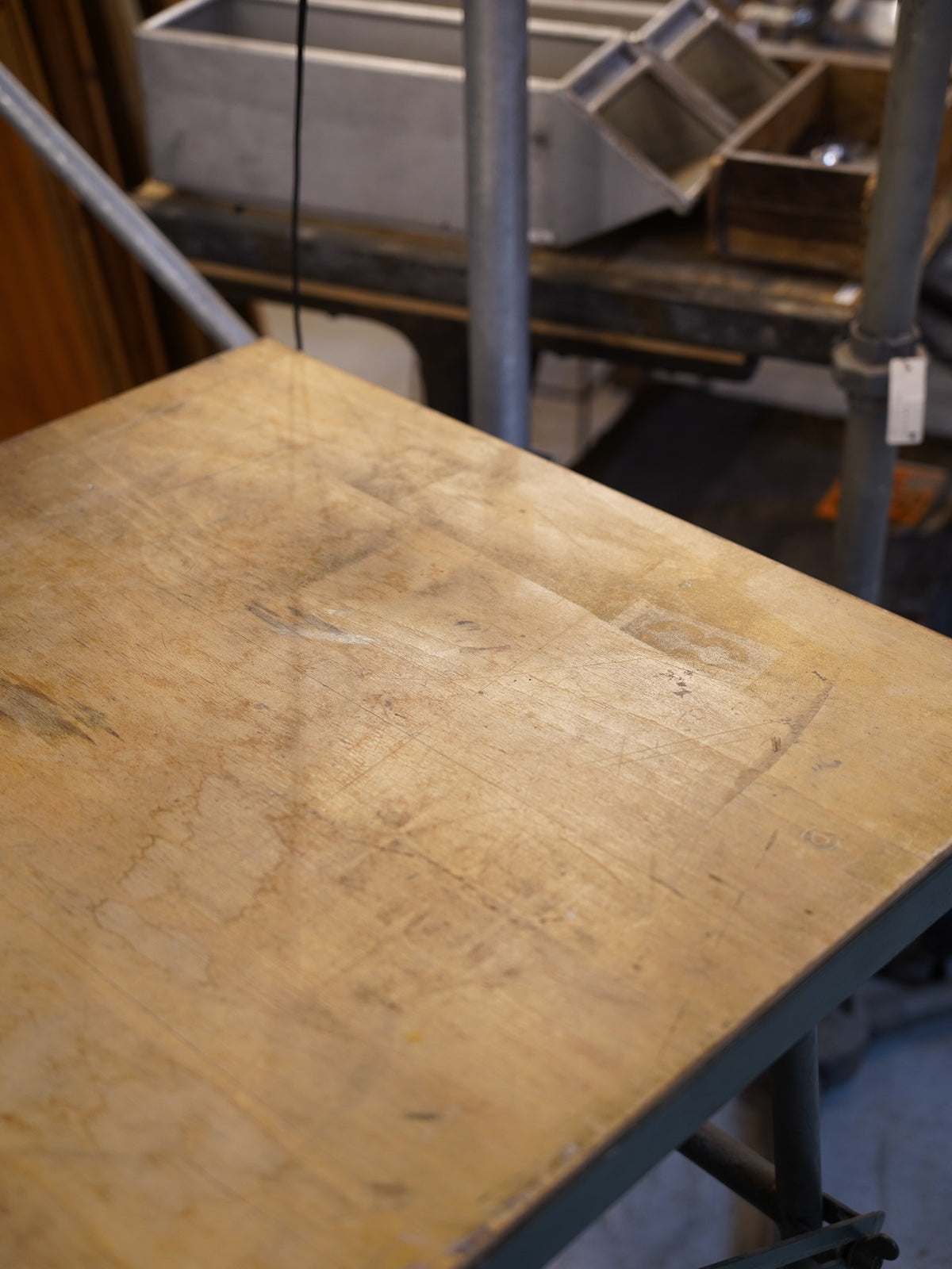 フォールディングテーブル ヴィンテージ SHARK ATTACK