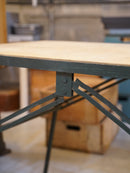 フォールディングテーブル <br> 大和店 - ヴィンテージ SHARK ATTACK