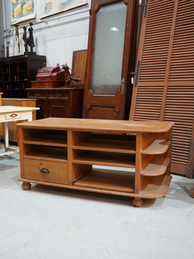 パインウッド テレビボード <br> 大和店 - ヴィンテージ SHARK ATTACK