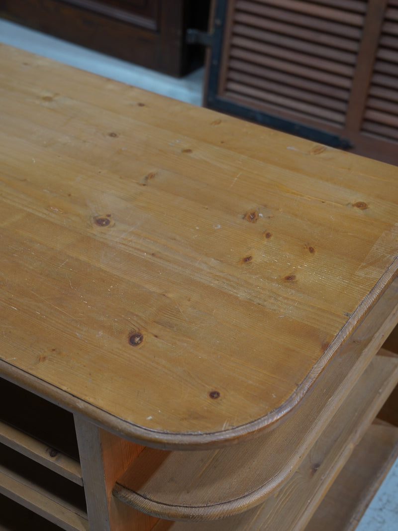 パインウッド テレビボード <br> 大和店 - ヴィンテージ SHARK ATTACK