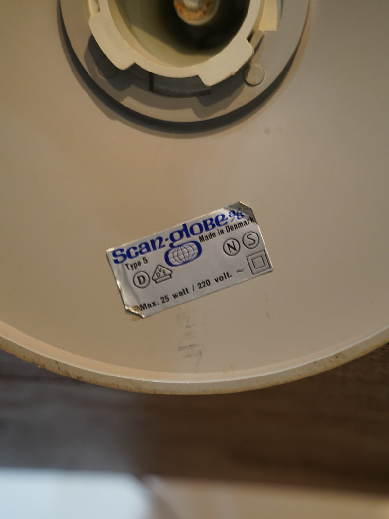 Scanglobe グローブランプ <br> 1980‘s, Denmark <br> cerote antiques - ヴィンテージ SHARK ATTACK