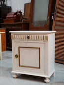 ウッドキャビネット <br> 大和店 - ヴィンテージ SHARK ATTACK