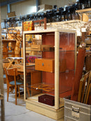 メディカルショーケース / アイアンガラスショーケース <br> 大和店 - ヴィンテージ SHARK ATTACK