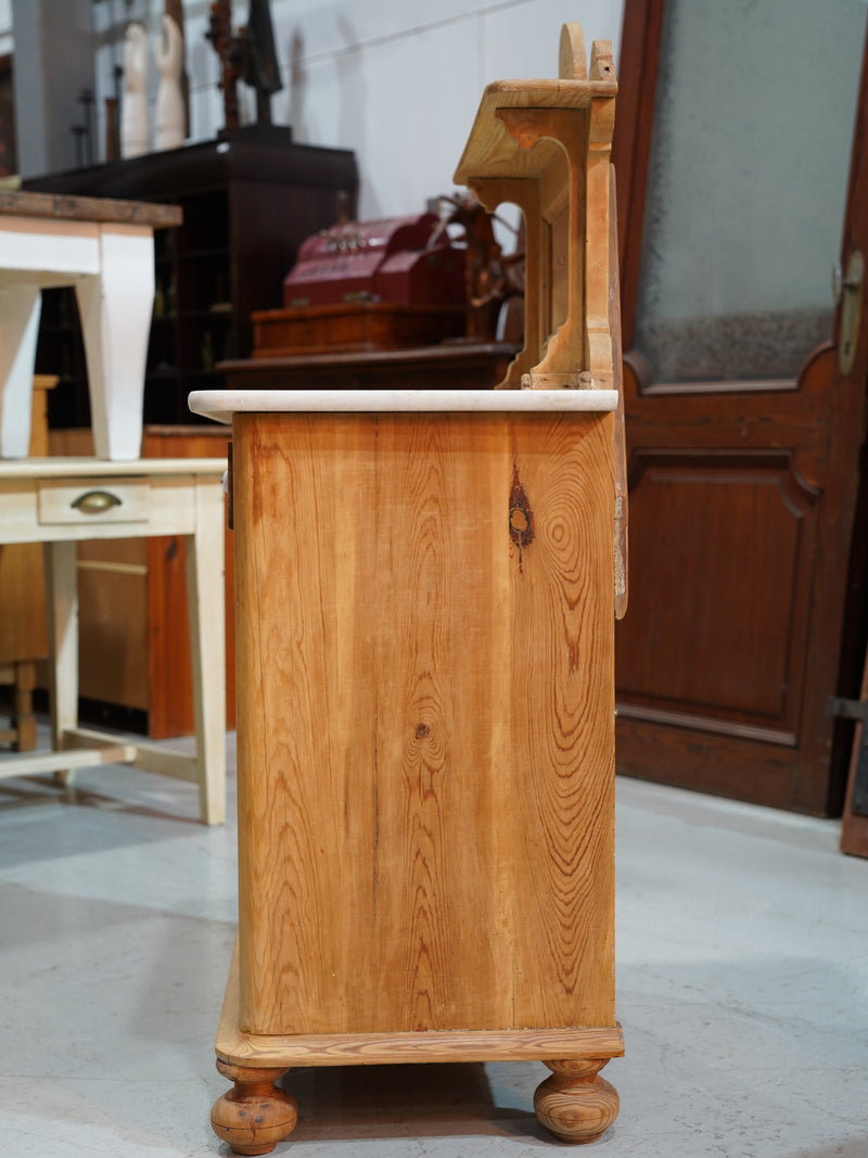 マーブルトップキャビネット <br> 大和店 - ヴィンテージ SHARK ATTACK