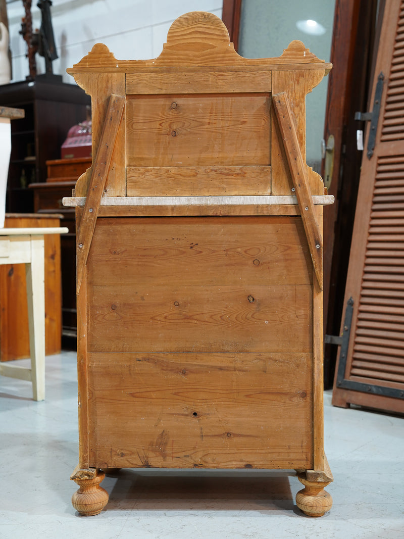 マーブルトップキャビネット <br> 大和店 - ヴィンテージ SHARK ATTACK