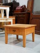 オークウッド サイドテーブル <br> 大和店 - ヴィンテージ SHARK ATTACK