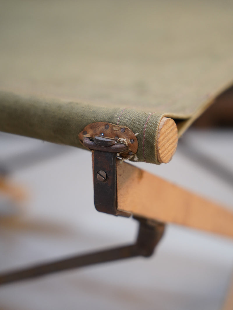 フォールディングベッド/ベンチ <br> 大和店 - ヴィンテージ SHARK ATTACK