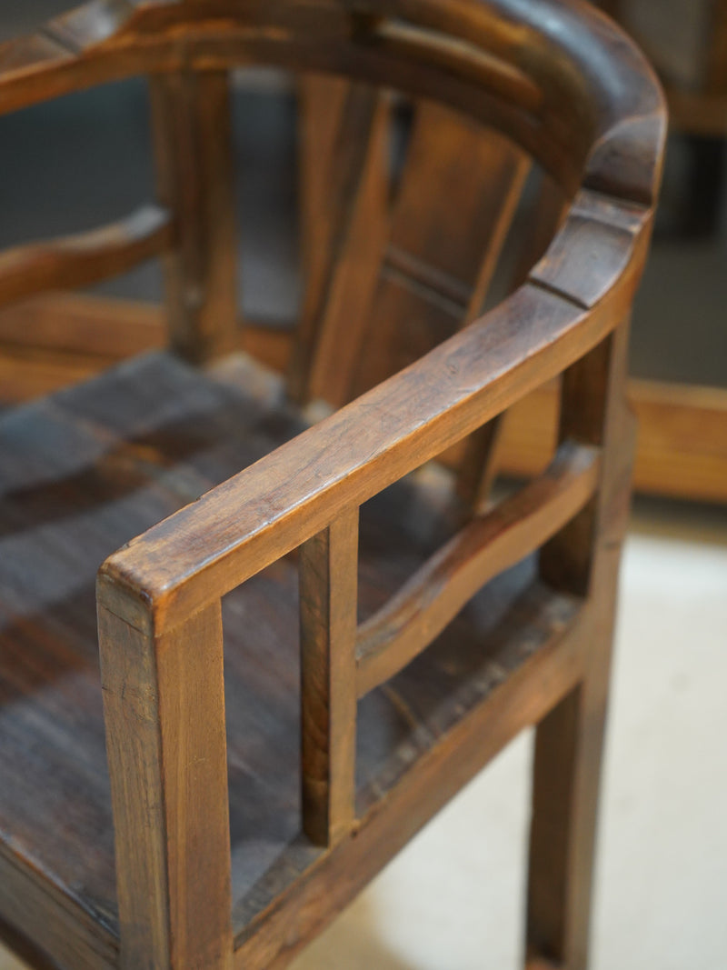 ウッド アームチェア <br> 大和店 - ヴィンテージ SHARK ATTACK