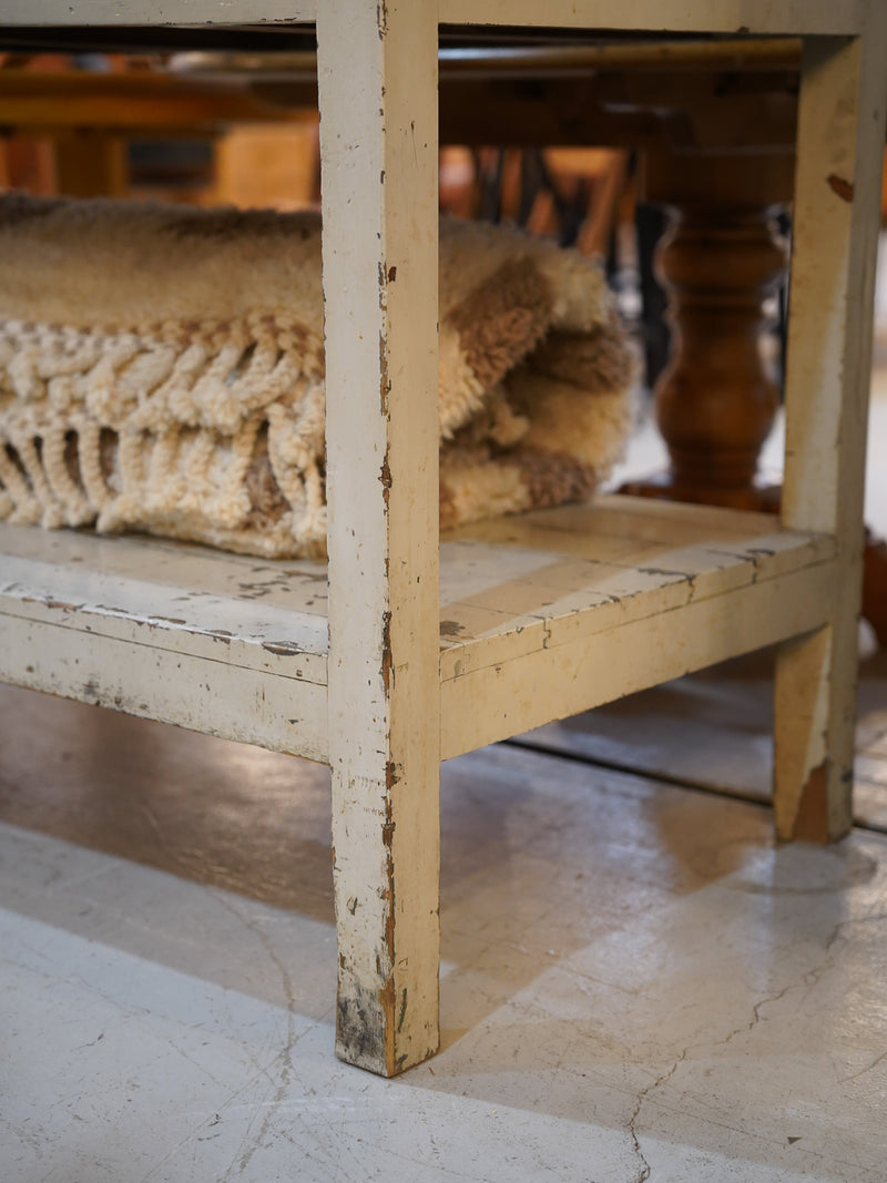 ウッド ワークテーブル <br> 大和店 - ヴィンテージ SHARK ATTACK