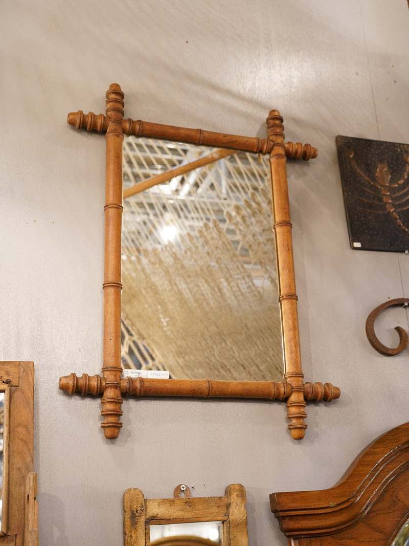 ウォールミラー<br>大和店 - ヴィンテージ SHARK ATTACK