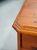 ウッドナイトテーブル<br> 大和店 - ヴィンテージ SHARK ATTACK