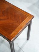 ウッドサイドテーブル<br> 大和店 - ヴィンテージ SHARK ATTACK