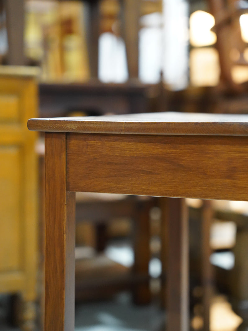 ウッドサイドハイテーブル<br> 大和店 - ヴィンテージ SHARK ATTACK