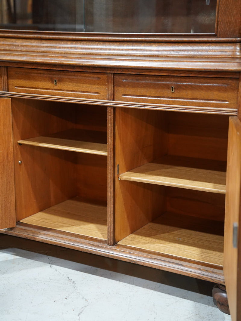 ウッドサイドボード<br> 大和店 - ヴィンテージ SHARK ATTACK