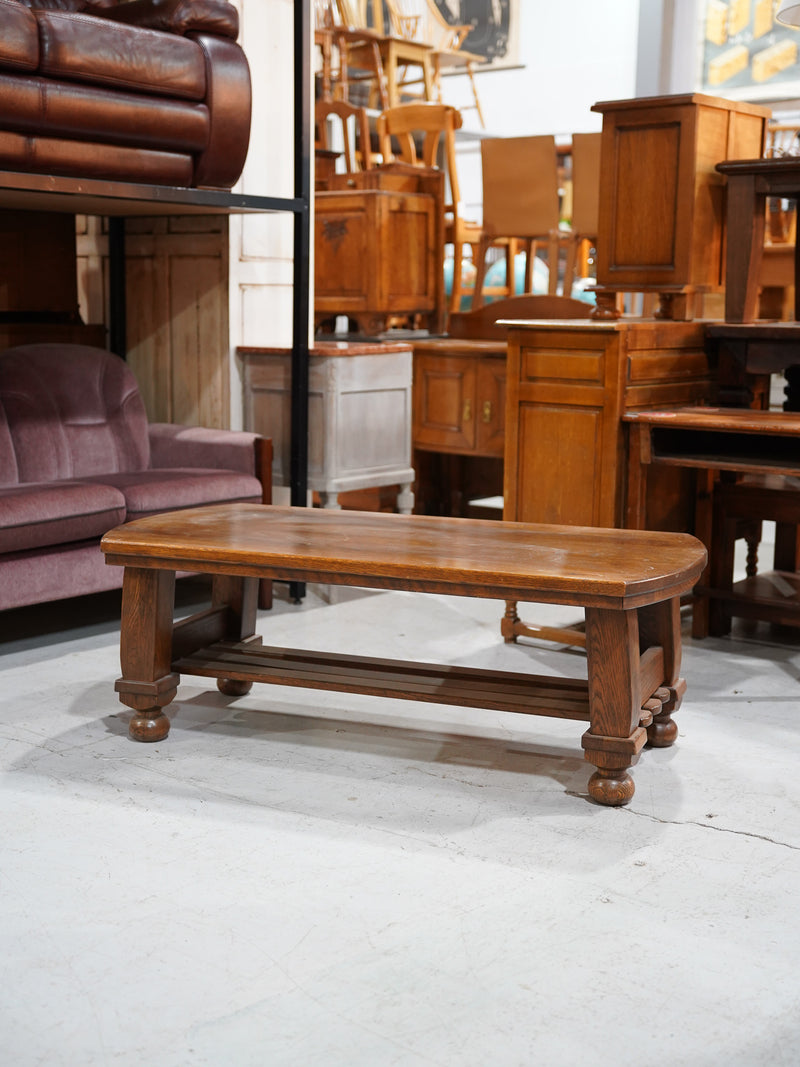 ウッドローテーブル<br> 大和店 - ヴィンテージ SHARK ATTACK