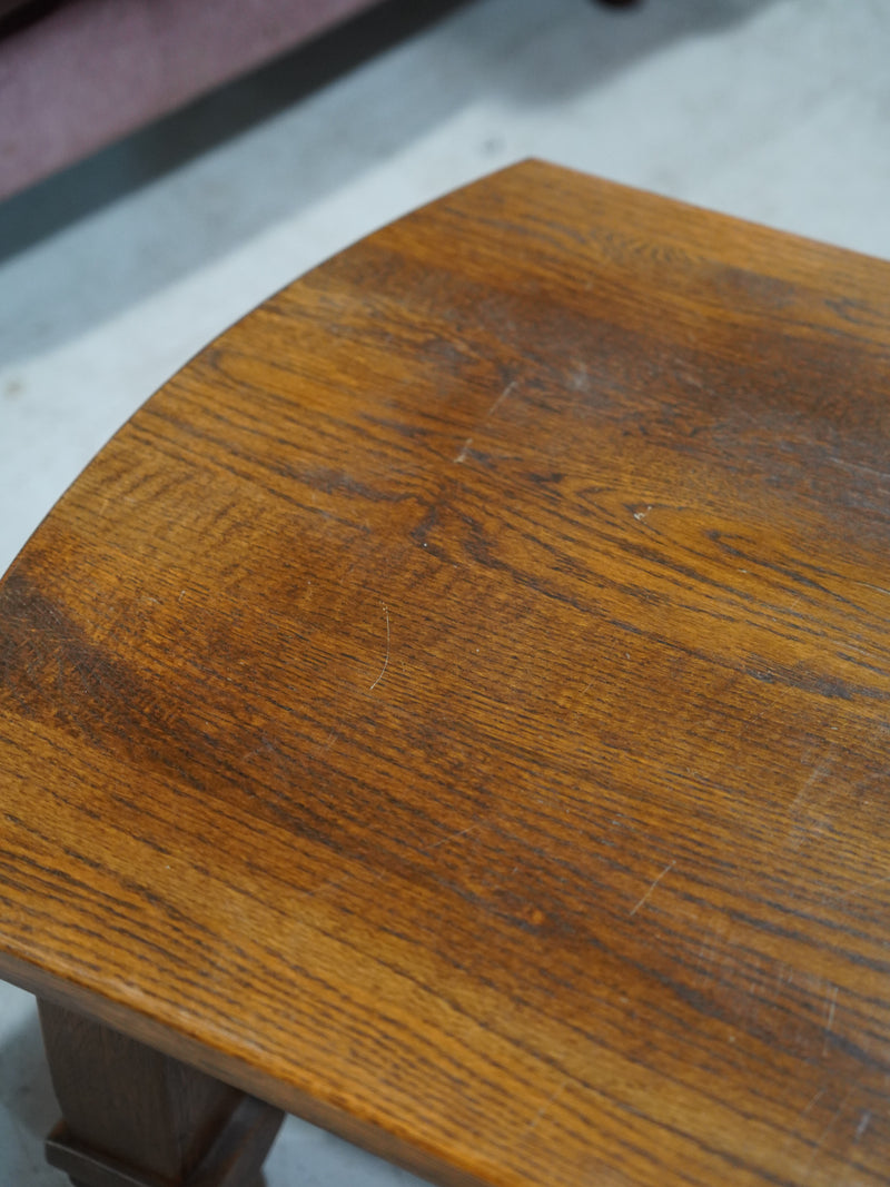 ウッドローテーブル<br> 大和店 - ヴィンテージ SHARK ATTACK