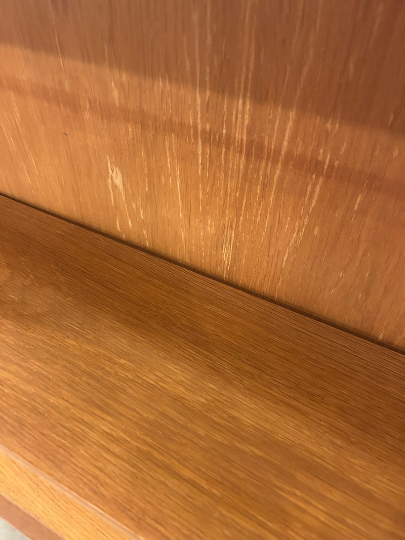 オークウッド ブックシェルフ <br>大阪店 - ヴィンテージ SHARK ATTACK