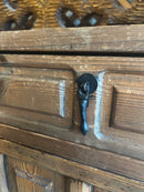 パインウッド シェルフ/キャビネット <br>大阪店 - ヴィンテージ SHARK ATTACK