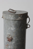 ブリキ缶 <br>大和店、大阪店 - ヴィンテージ SHARK ATTACK