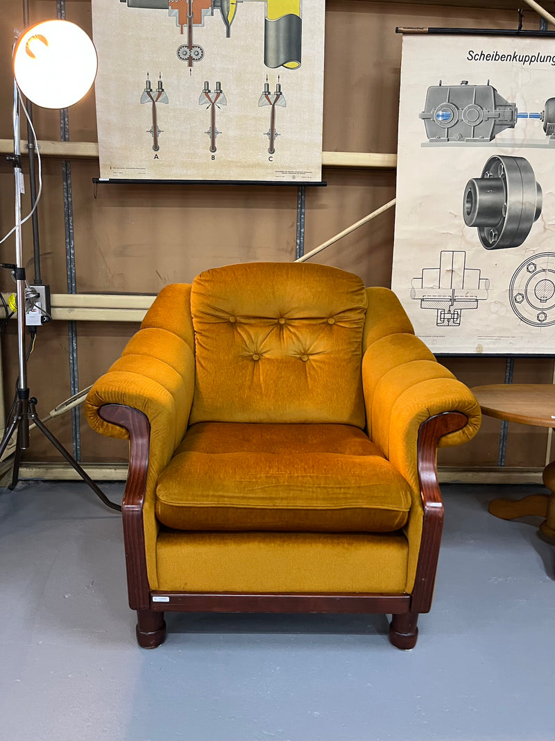 ファブリック 1シーターソファ　<br>TAMAGAWA BASE - ヴィンテージ SHARK ATTACK