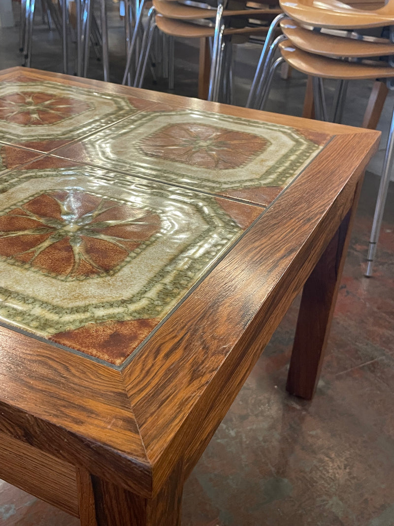 オークウッド タイルトップサイドテーブル <br> cerote antiques