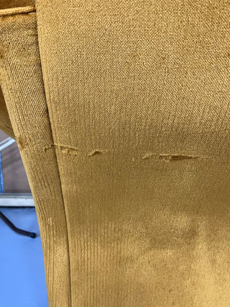 ファブリック 1シーターソファ　<br>TAMAGAWA BASE - ヴィンテージ SHARK ATTACK