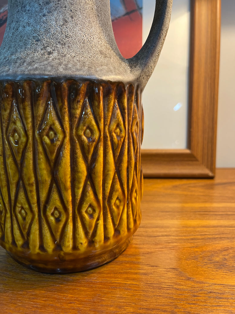 Carstens <br>Fat lava セラミックフラワーベース <br>West Germany 1960's-1970's <br>TAMAGAWABASE - ヴィンテージ SHARK ATTACK