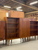 Hundevad & Co. <br> チークウッド キャビネット <br> 1960's , Denmark <br> TAMAGAWA BASE