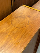 Hundevad & Co. <br> チークウッド キャビネット <br> 1960's , Denmark <br> TAMAGAWA BASE