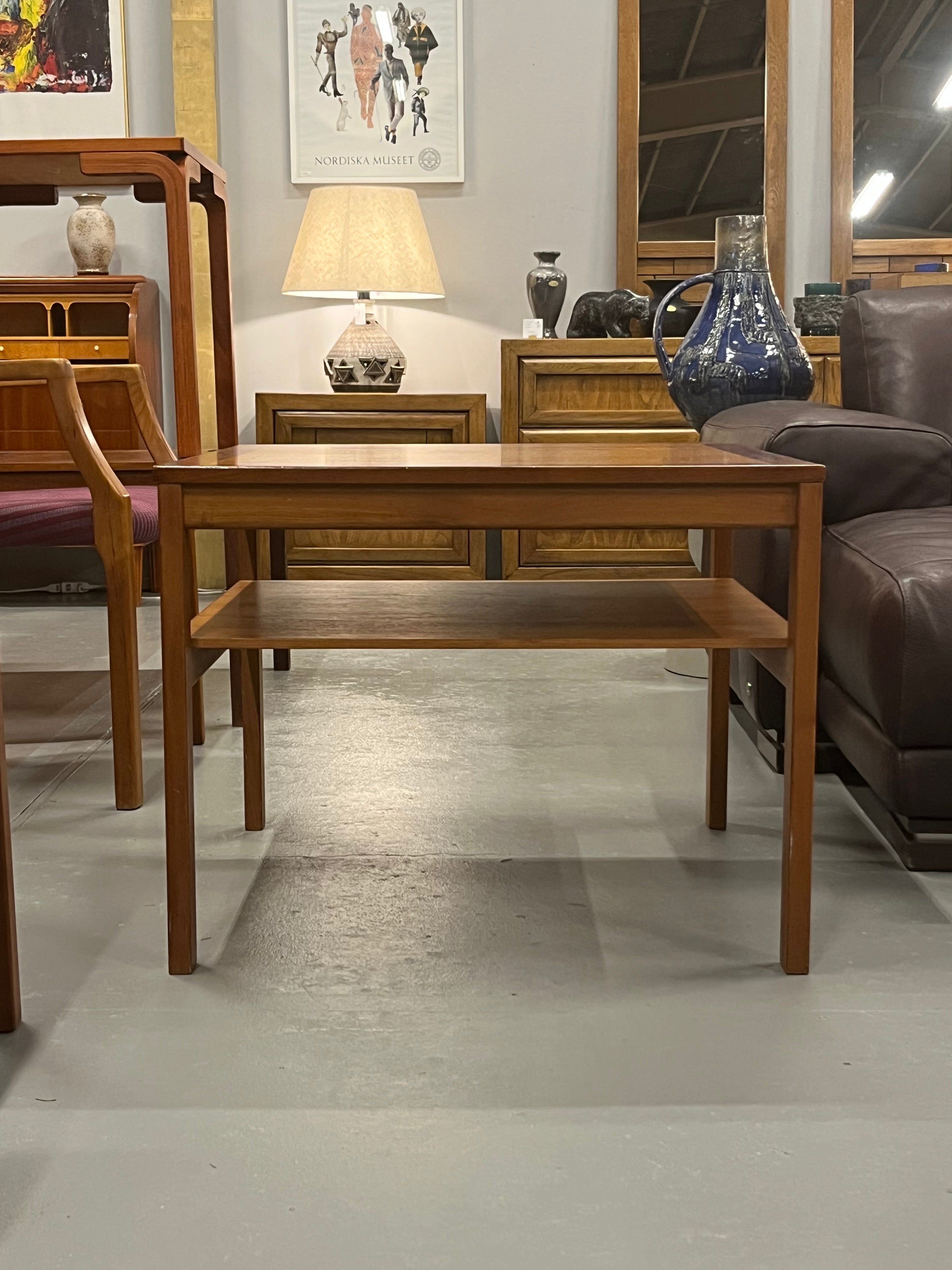 チークウッド コーヒーテーブル/サイドテーブル