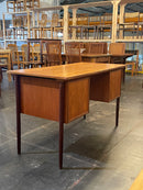 チークウッドデスク  <br> 大和店