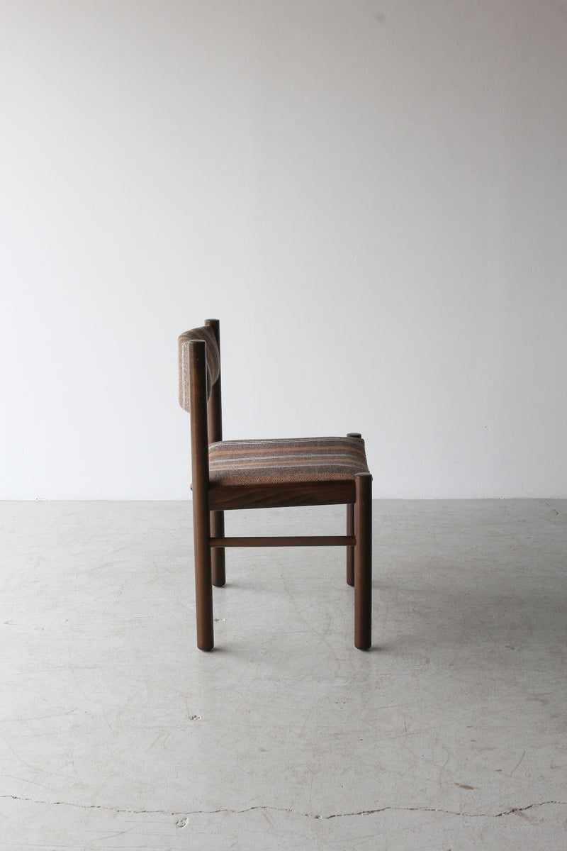 ファブリック ダイニングチェア<br>ヴィンテージ<br>大和店 - ヴィンテージ SHARK ATTACK