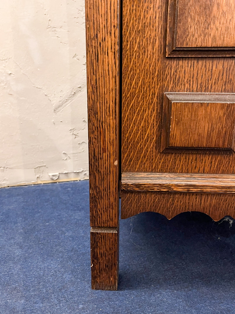 ウッドチェスト <br> cerote antiques - ヴィンテージ SHARK ATTACK