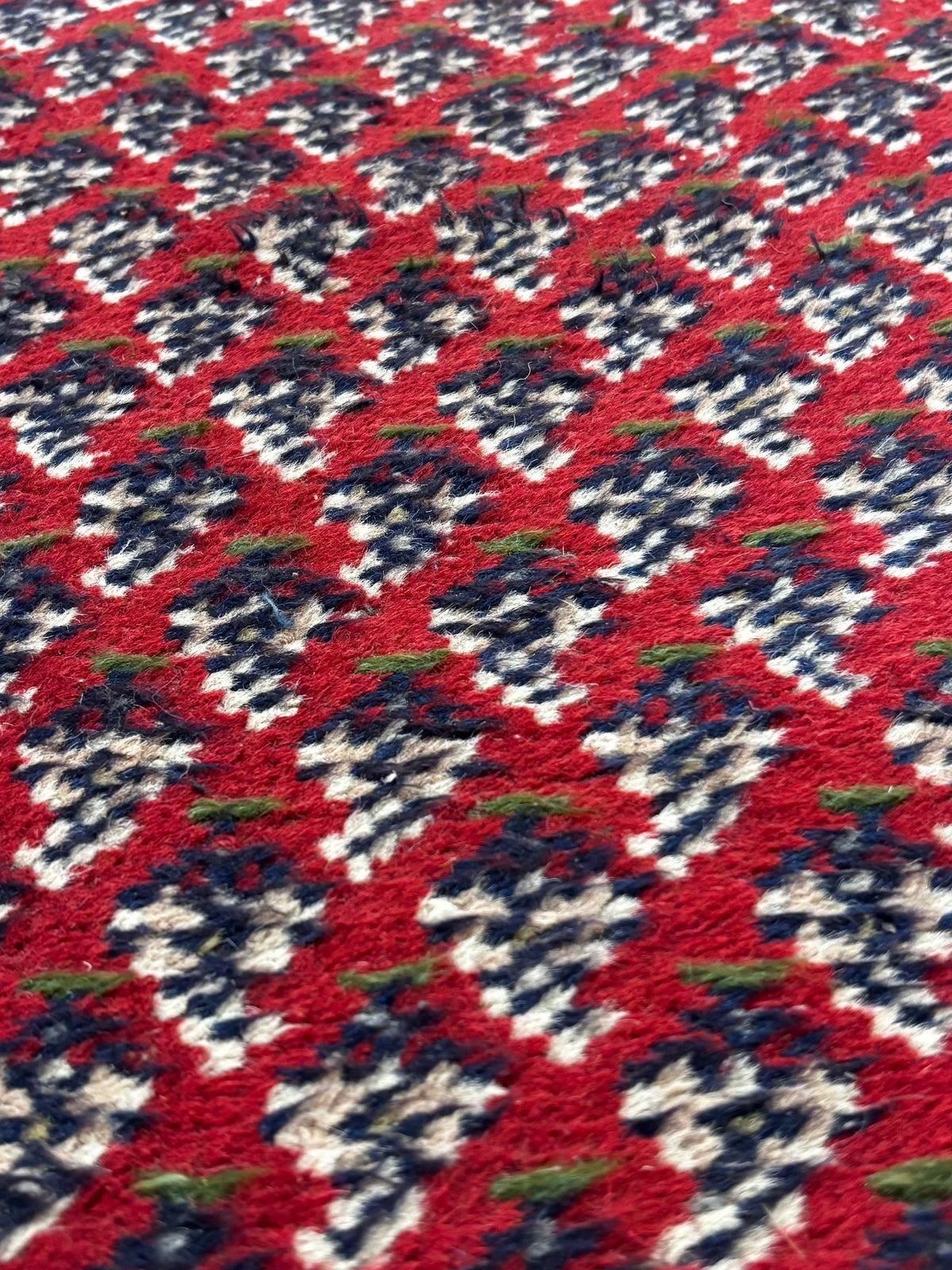 トライバルラグ - 1690×880mm