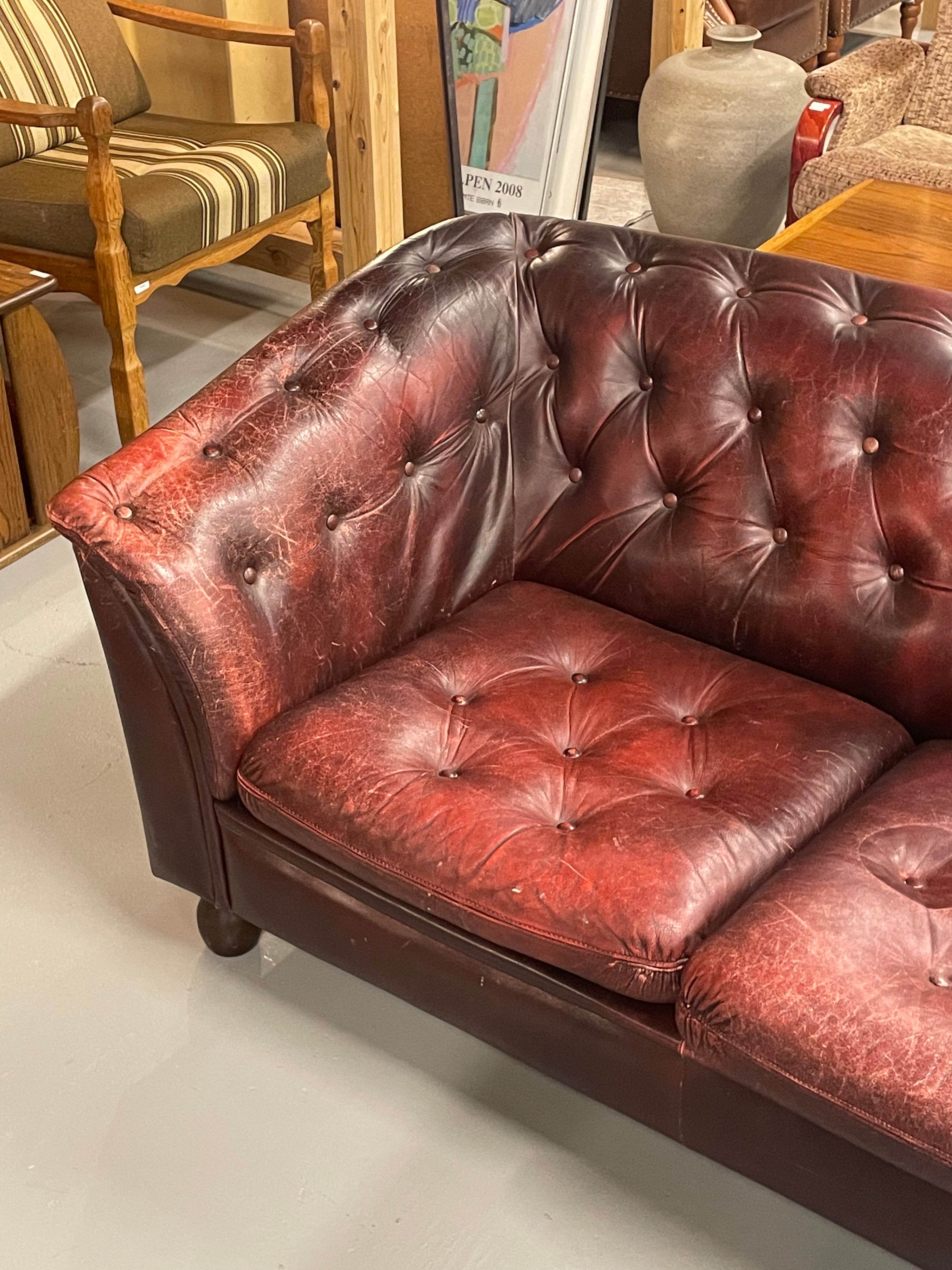 WIELS MOBLER HAARBY - 2シーター チェスターフィールドソファ - 1970-80's , Denmark - TAMAGAWA BASE
