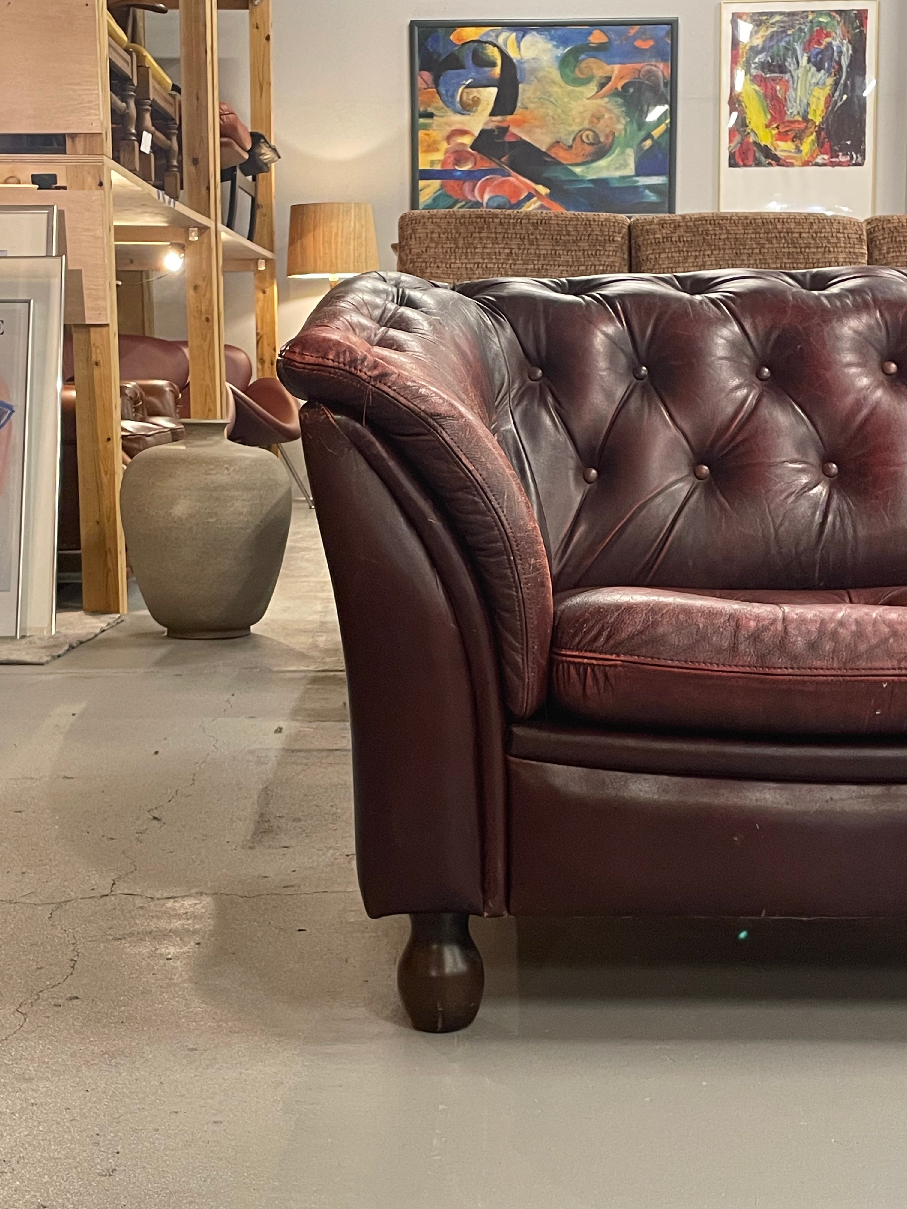 WIELS MOBLER HAARBY - 2シーター チェスターフィールドソファ - 1970-80's , Denmark - TAMAGAWA BASE