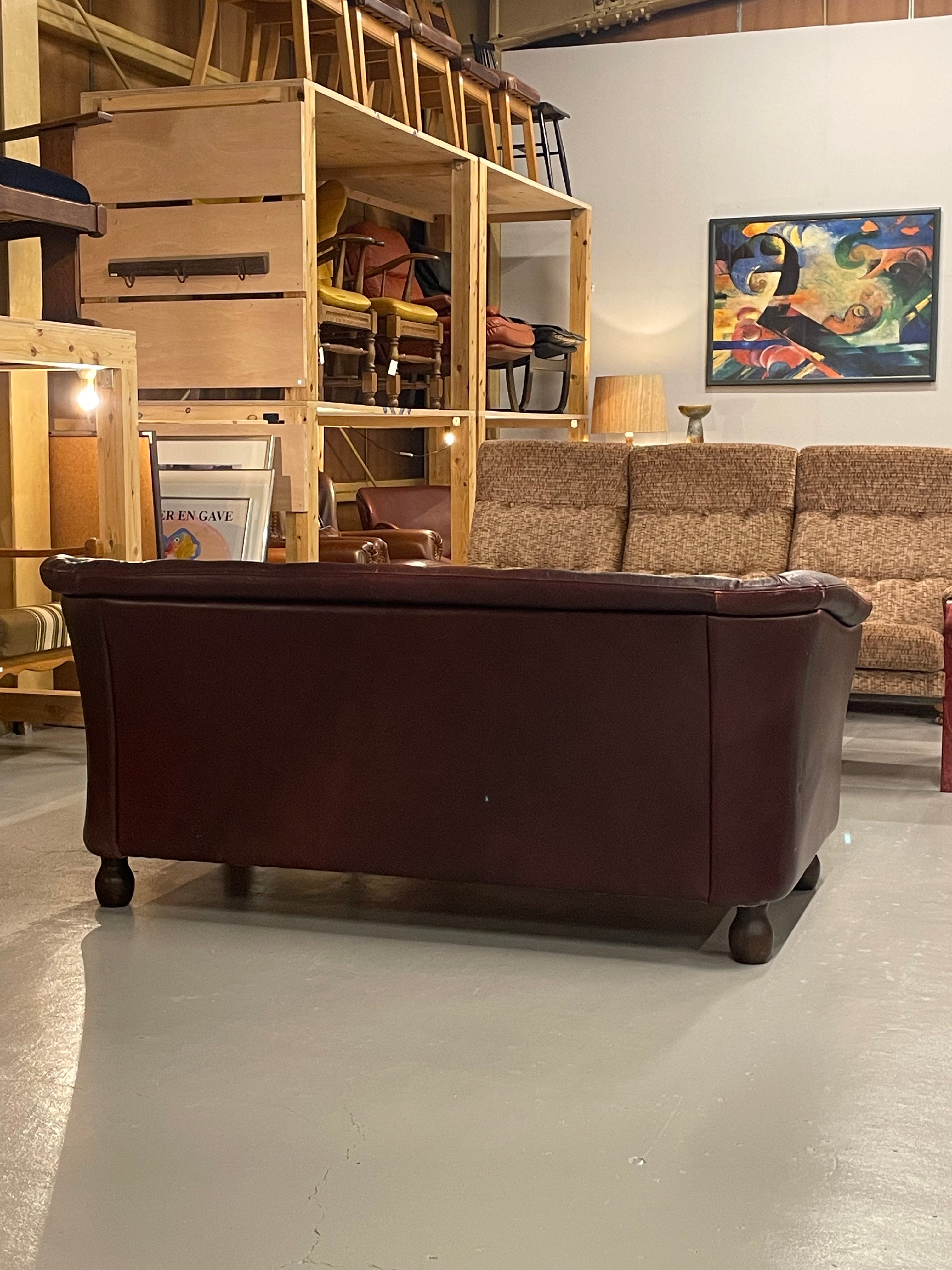 WIELS MOBLER HAARBY - 2シーター チェスターフィールドソファ - 1970-80's , Denmark - TAMAGAWA BASE