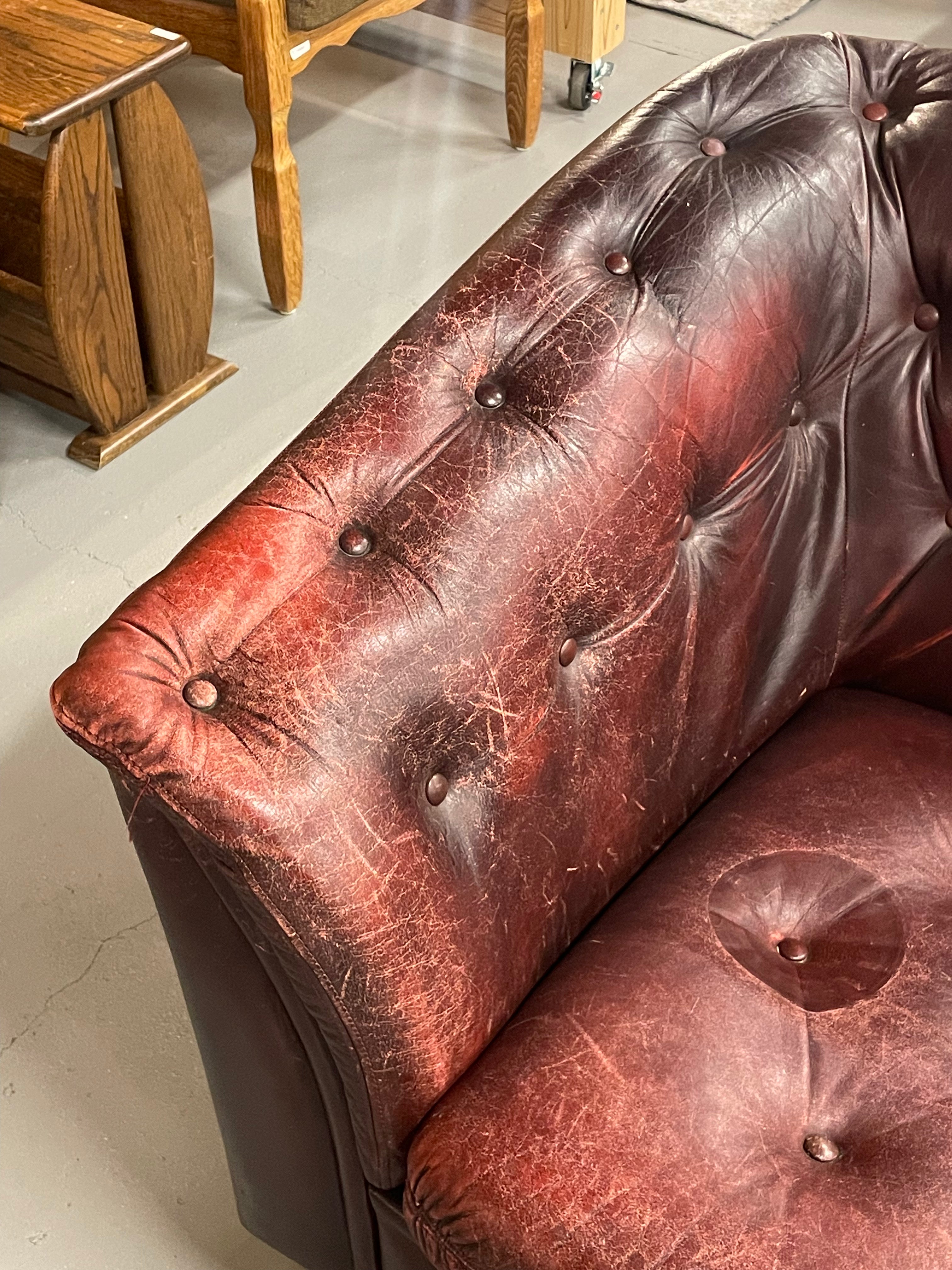 WIELS MOBLER HAARBY - 2シーター チェスターフィールドソファ - 1970-80's , Denmark - TAMAGAWA BASE