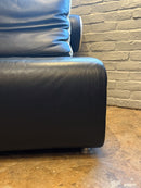 レザーラウンジチェア <br> cerote antiques - ヴィンテージ SHARK ATTACK