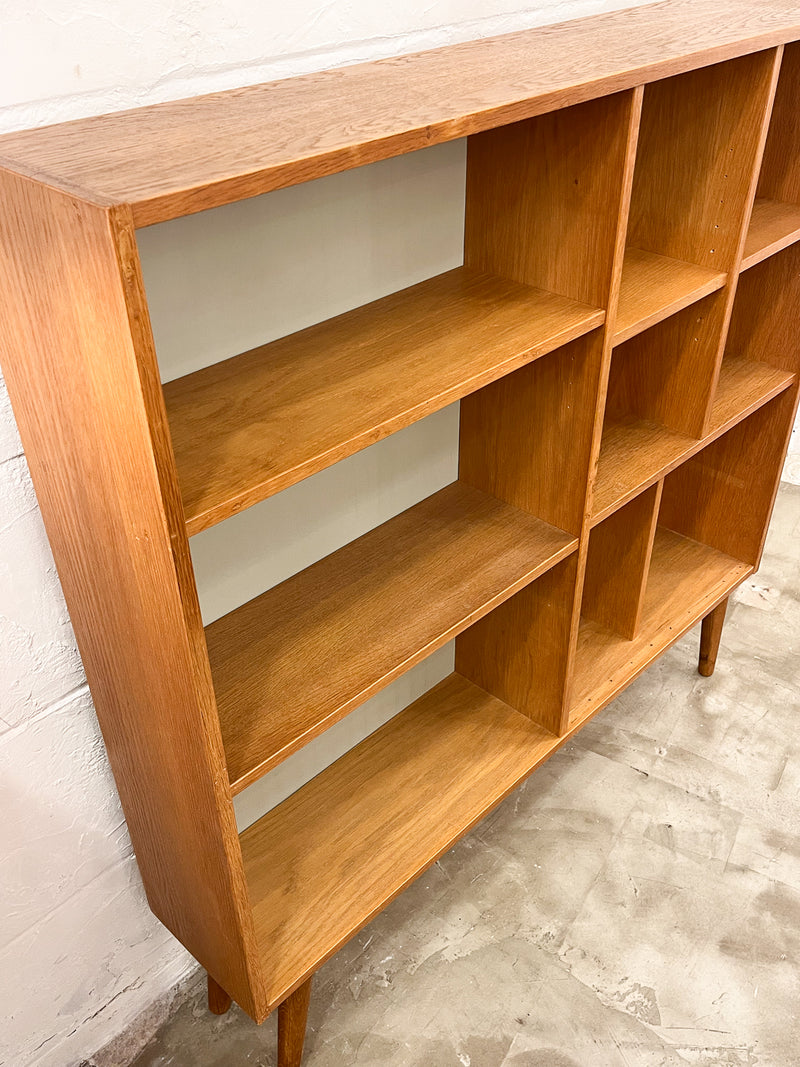 オープンシェルフ <br> cerote antiques - ヴィンテージ SHARK ATTACK