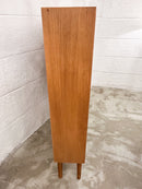 オープンシェルフ <br> cerote antiques - ヴィンテージ SHARK ATTACK