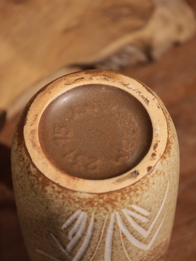 Fat Lava<br>セラミック フラワーベース <br>reload - ヴィンテージ SHARK ATTACK