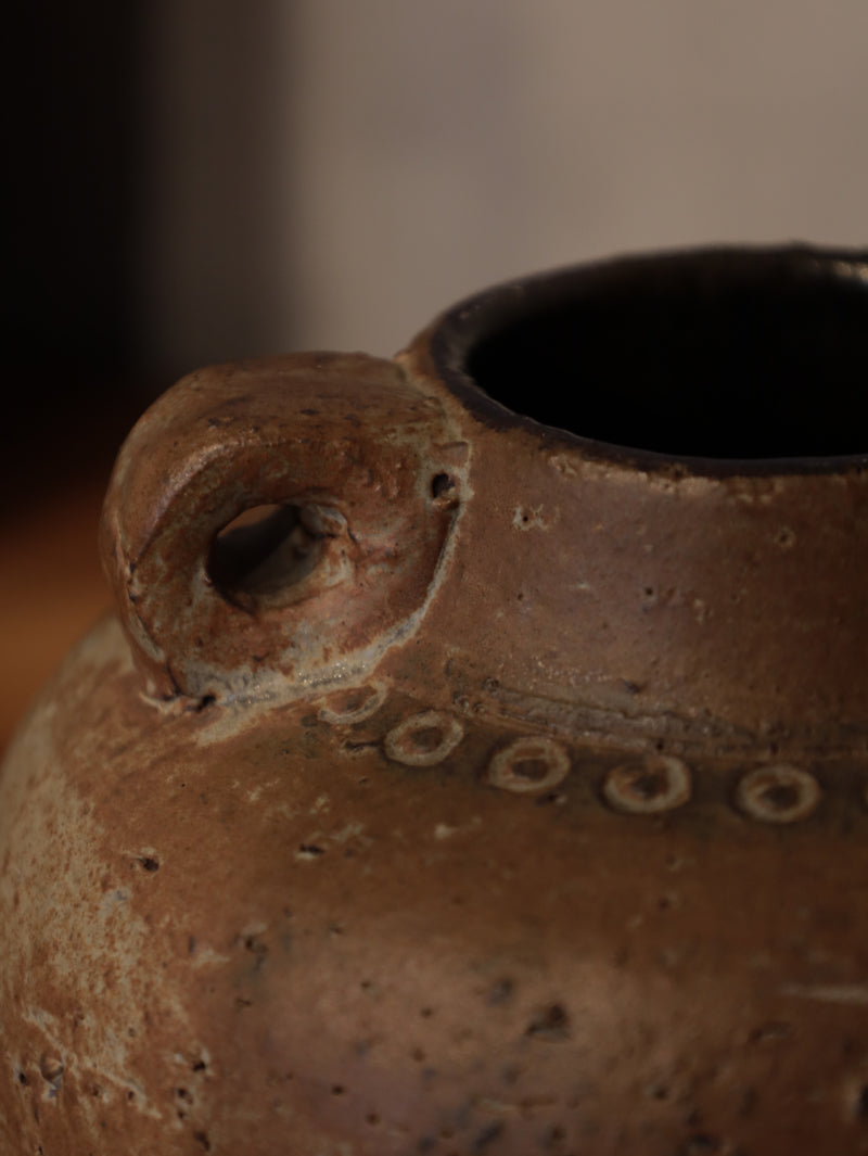 ヴィンテージ<br>セラミック フラワーベース <br>reload - ヴィンテージ SHARK ATTACK