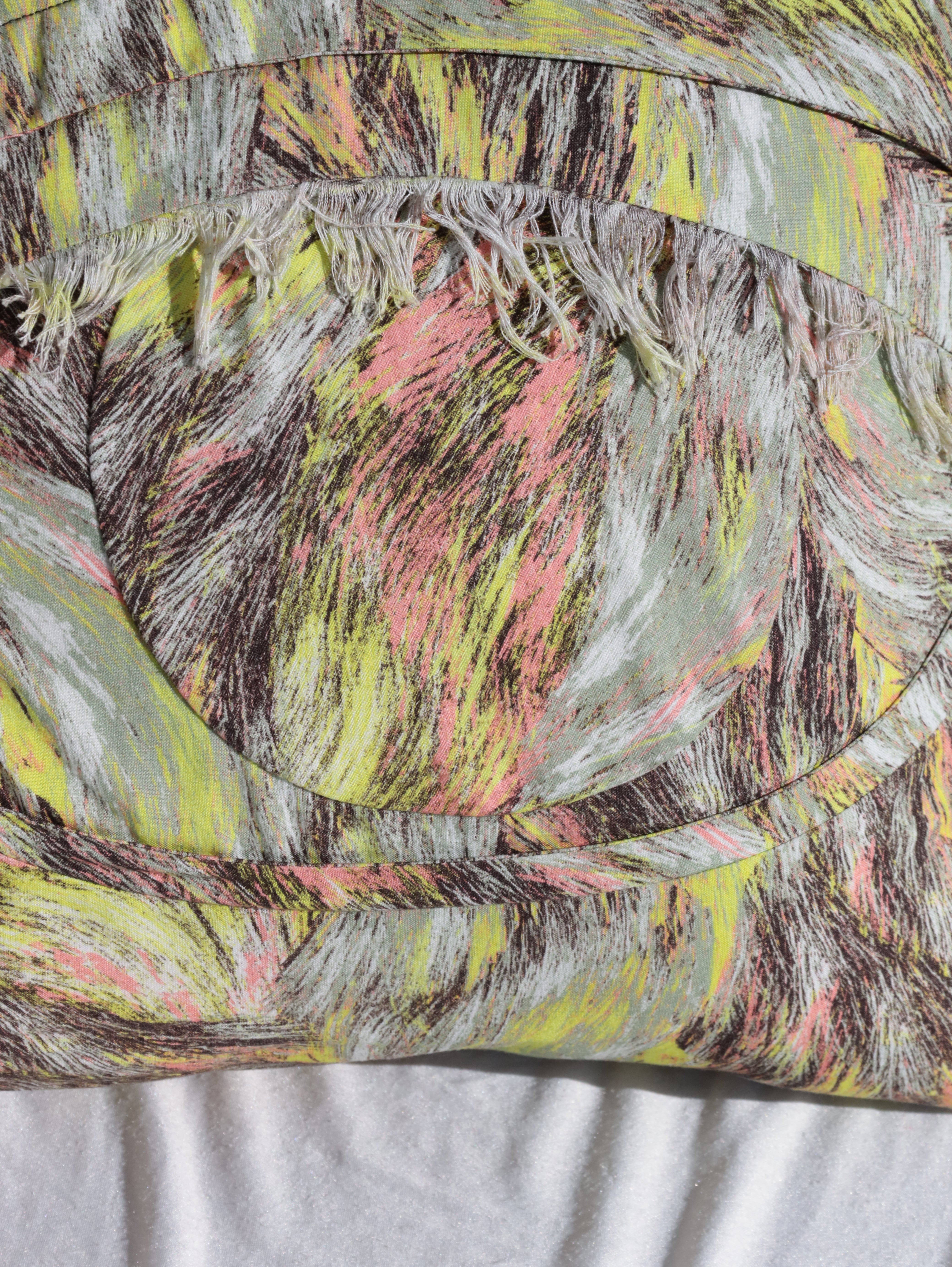 PORTRAIT LAB<br>Fabric object "Eye"L size Texture fur<br>reload店 - ヴィンテージ SHARK ATTACK
