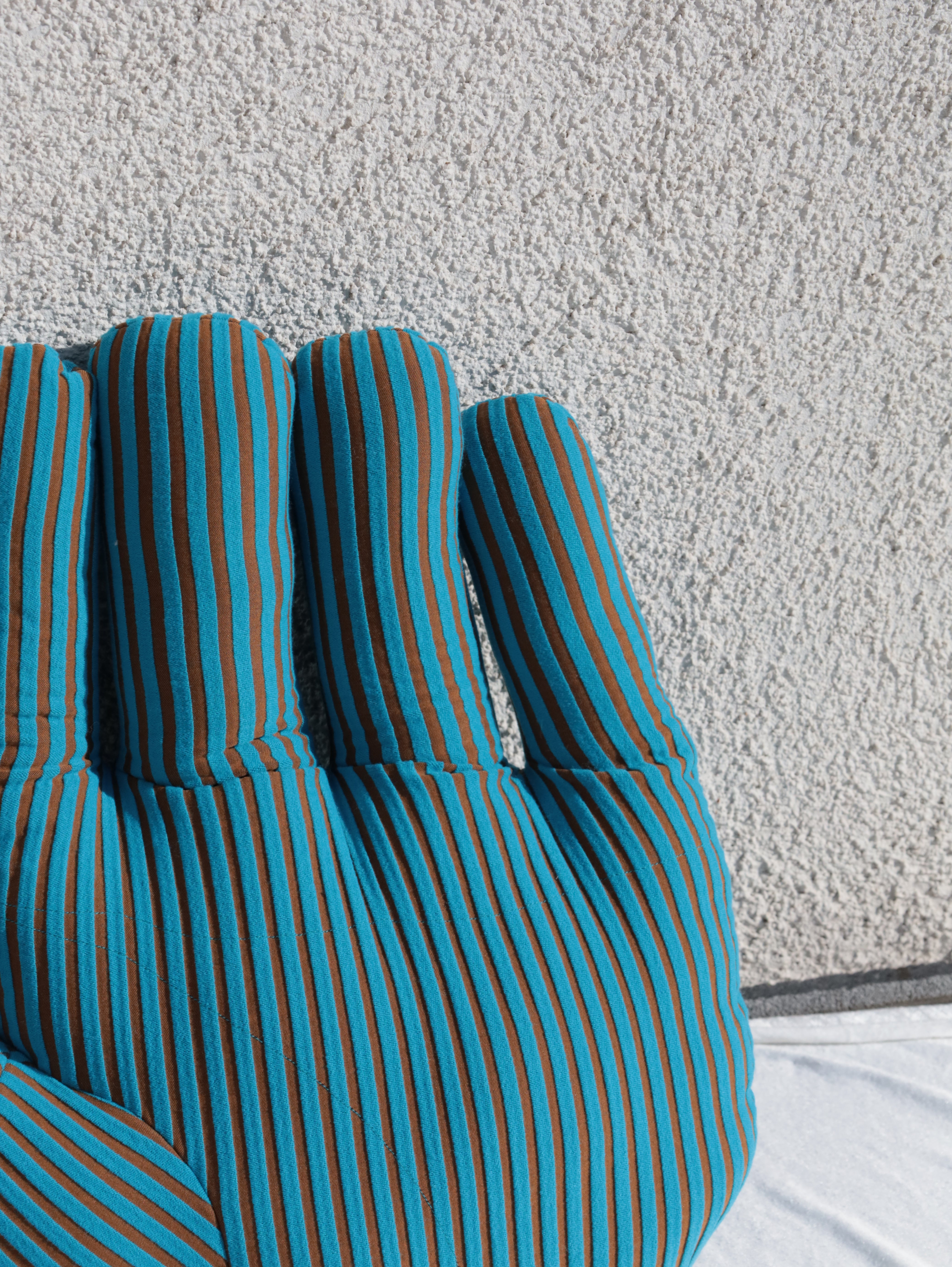 PORTRAIT LAB <br>Fabric object "Hand"S size Blue stripe <br>大和店・reload店 - ヴィンテージ SHARK ATTACK