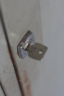 アイアンロッカー <br>TAMAGAWA BASE - ヴィンテージ SHARK ATTACK