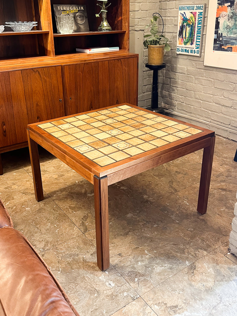 TILE TOP TABLE