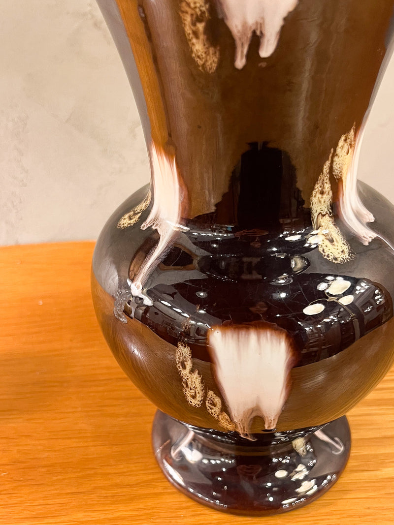 CERAMIC FLOWER VASE